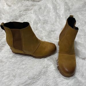 Sorel Joan of Arctic Wedge Size 8.5